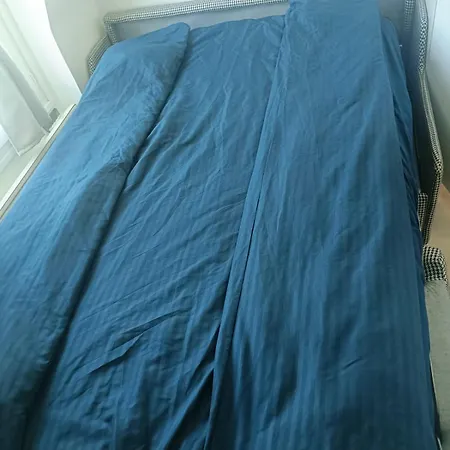 17 - Coeur Batignolles - Beau 10 M2 -110 Sqf - Etat Neuf - Calme - Idéal Personne - Single Occupancy