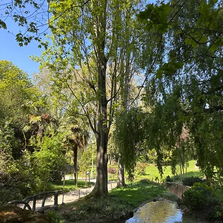 17 - Coeur Batignolles - Beau 10 M2 -110 Sqf - Etat Neuf - Calme - Idéal Personne - Single Occupancy * Parigi