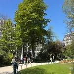 17eme - Compact 10m2 -110 Sqf - Coeur Batignolles - Ideal Solo Traveler 아파트 파리